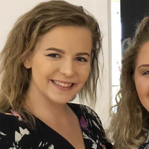 Meet your Posher, Carly